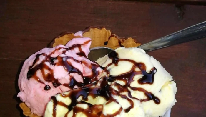 Balboa Chocolate Y Cafe Helado - Melo