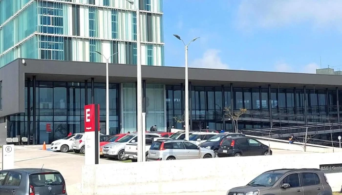 Banco De Seguros Del Estado -  Hospital Comentario 5 - Montevideo