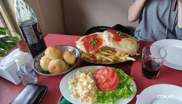 Bar Britanico Milanesa - Montevideo