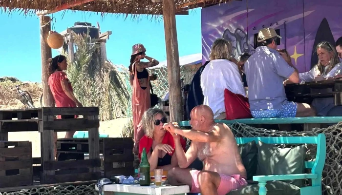 Bar Chiringo Himalaya -  Comentario 4 - La Paloma