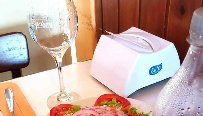 Bar Clavel -  Comentario 5 - Montevideo