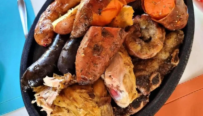 Bar Clavel -  Comidas Y Bebidas - Montevideo