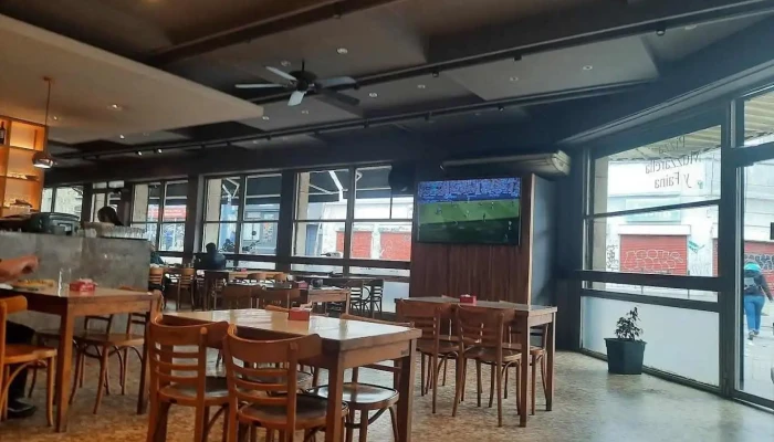 Bar De Vida -  Ambiente - Montevideo