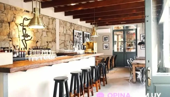 Bar Foster -  Ambiente - Montevideo