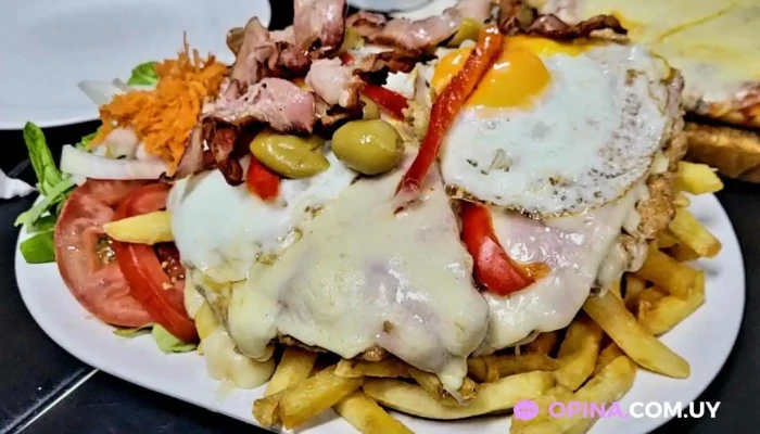 Bar Hispano -  Comida Y Bebida - Montevideo