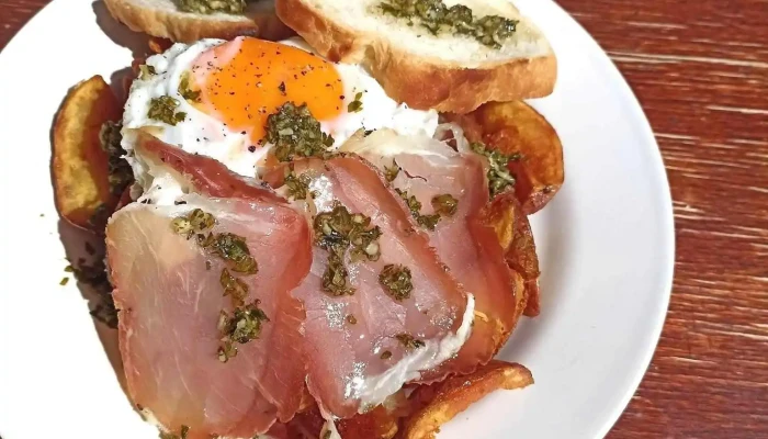 Bar La Ronda -  Comidas Y Bebidas - Montevideo