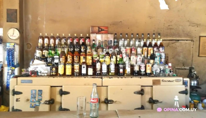 Bar Noel Cerro Largo Y Minas -  Ambiente - Montevideo