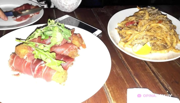 Bar Rodo -  Comidas Y Bebidas - Montevideo