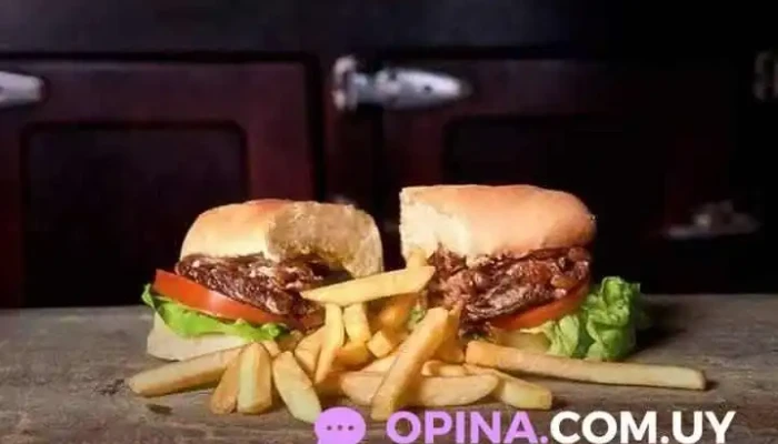 Bar Tinkal -  Hamburguesa - Montevideo