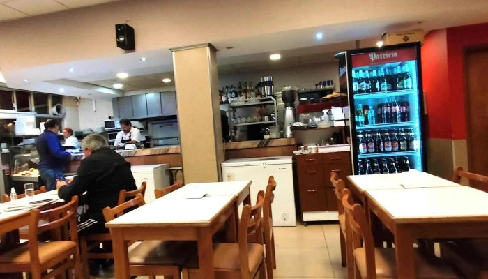 Bar Touring -  Comentario 3 - Montevideo