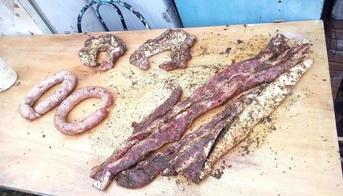 Bar Y Parrillada -  Comidas Y Bebidas - Montevideo