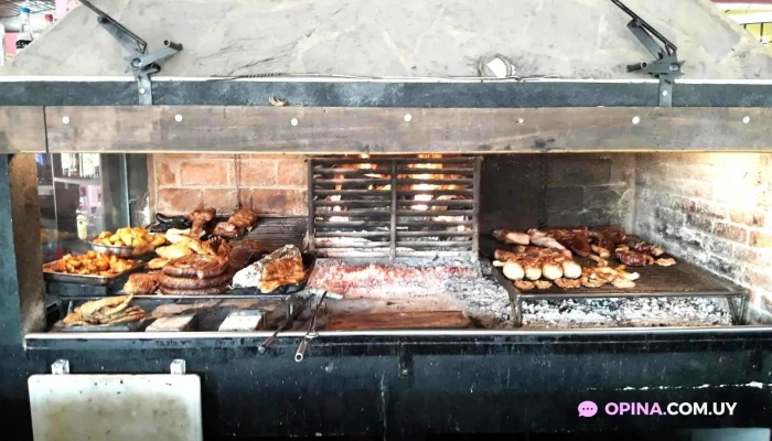 Bar Y Parrillada La Rural Todas - San Jacinto