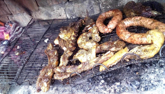 Bar Y Parrillada -  Todo - Montevideo