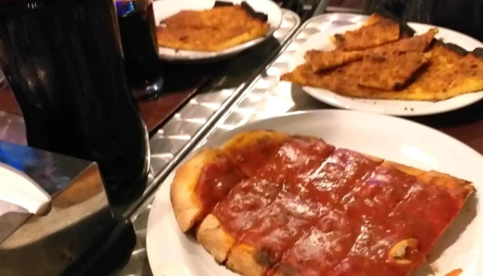 Baraka Resto Pub Y Pizzeria Comentario 2 - La Floresta