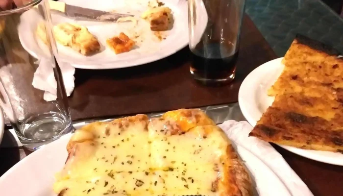 Baraka Resto Pub Y Pizzeria Comentario 3 - La Floresta