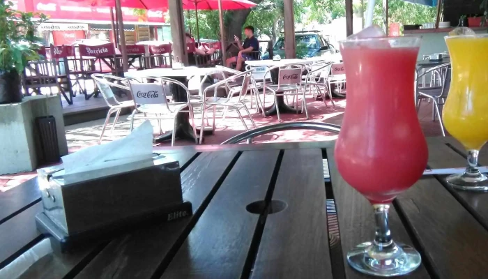 Baraka Resto Pub Y Pizzeria Comentario 8 - La Floresta