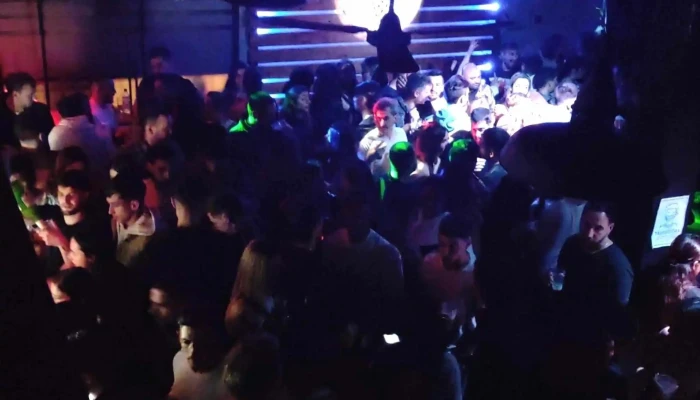 Barba Negra -  Comentario 2 - Canelones