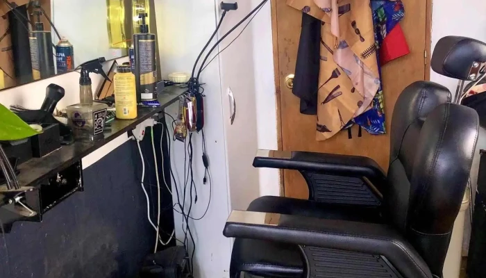 Barbería “Márquez” - Cardal 3307