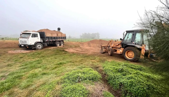 Barros Blancos Canelones Uruguay -  De Los Visitantes - Barros Blancos