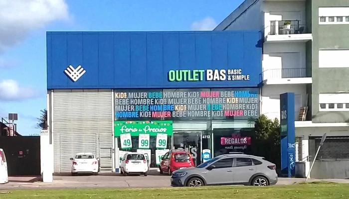Bas Outlet -  Opiniones - Montevideo