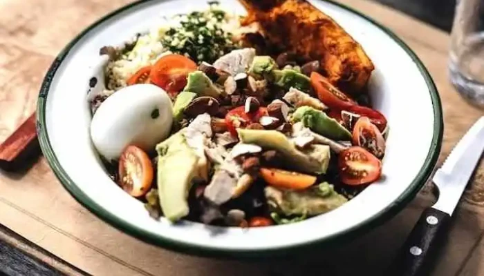 Basta Pedro -  Comida Y Bebida - Carmelo