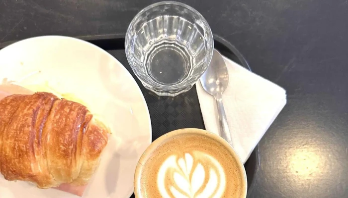 Bazar Cafe Comentario 1 - Montevideo