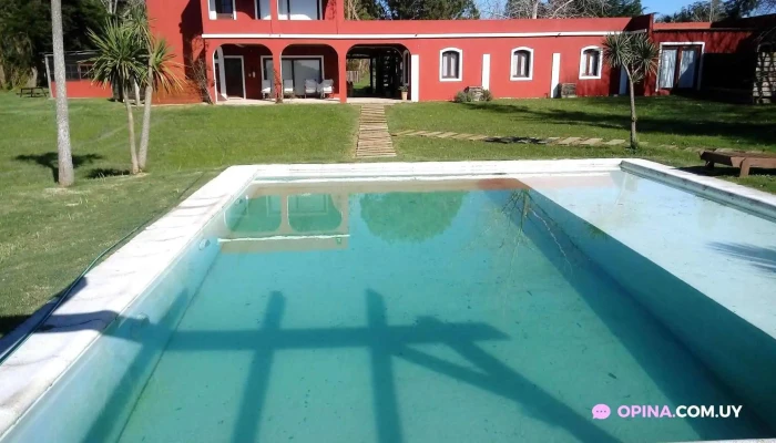 Bereshit Chacra Hotel -  Servicios - Manantiales