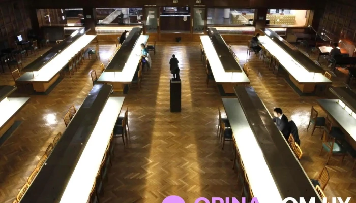 Biblioteca Nacional De Uruguay -  Del Propietario - Montevideo