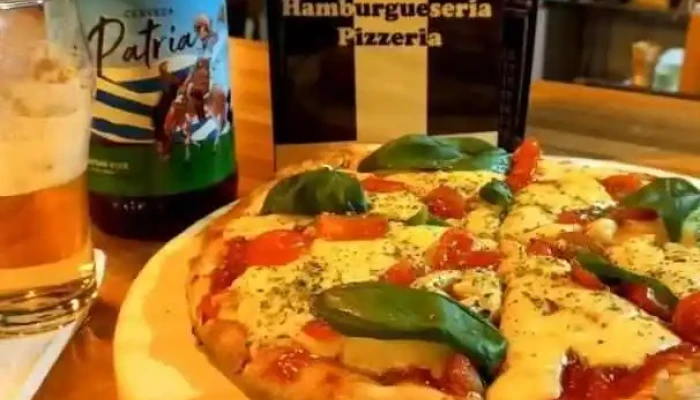 Black White Pizzeria Hamburgueseria Comida Y Bebida - Trinidad