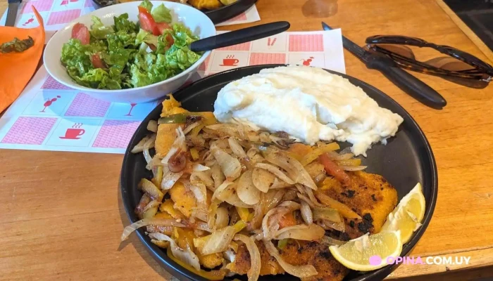 Bodegon De La 37 Comida Y Bebida - Col. del Sacramento