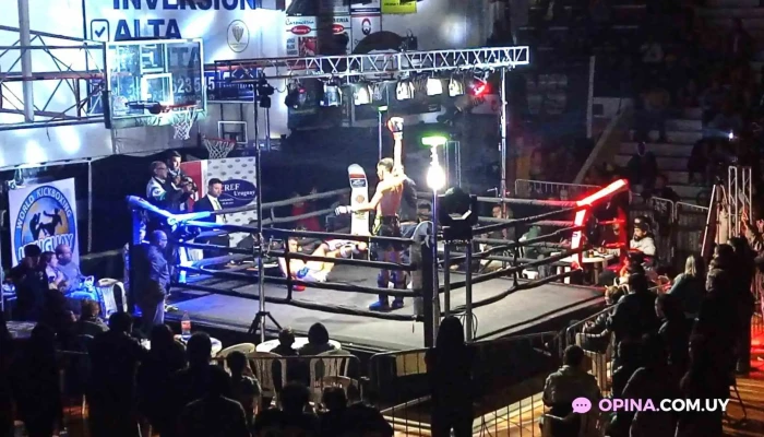 Bomba Burger Punta De Manga -  Ambiente - Montevideo