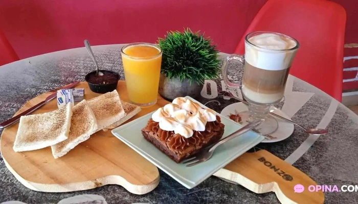 Bonzo Cafe Del Propietario - La Paloma