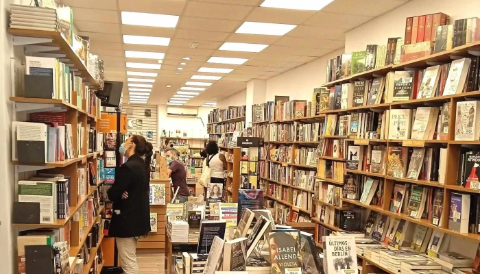 Bookshop Centro -  Sitio Web - Montevideo