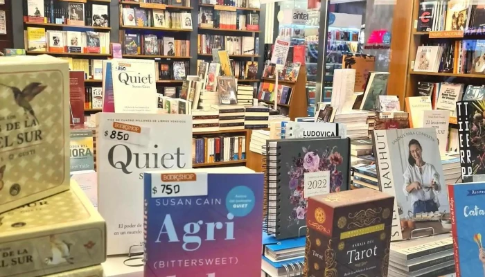 Bookshop -  Interior - Montevideo