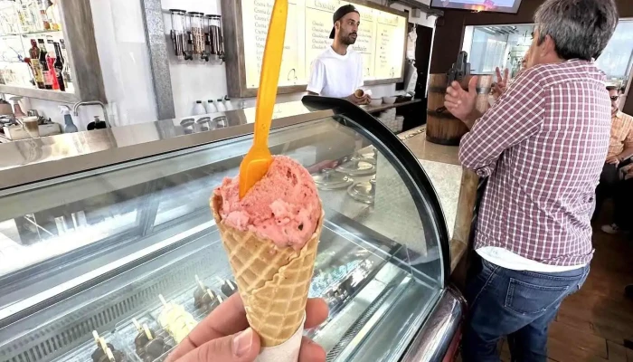 Bortolot Gelato Caffe Helado Italiano - Col. del Sacramento