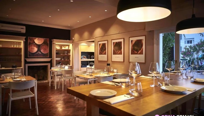 Bouza -  Vinos Y Tapas Todo - Punta del Este