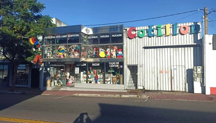 Box -    Cotillon Papeleria Empaque Y Bazar Ubicacion - Maldonado