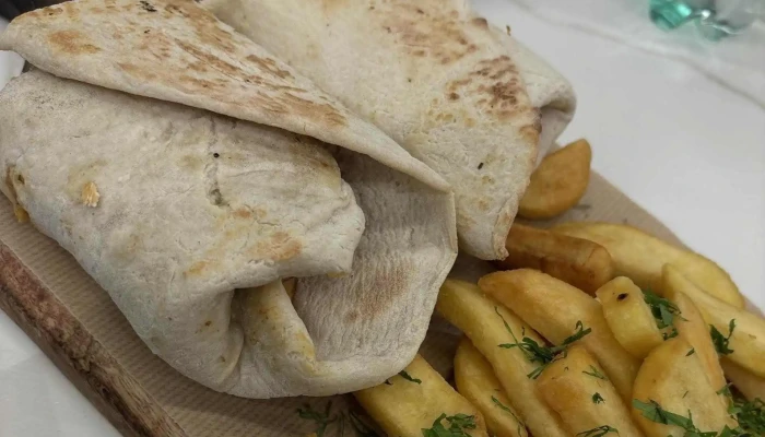 Brandi -  Comentario 3 - Montevideo