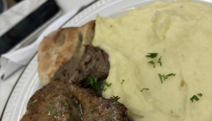 Brandi -  Comentario 4 - Montevideo