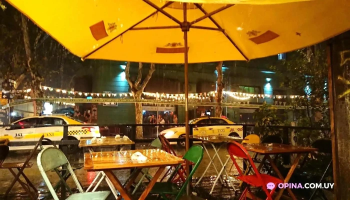 Brickel Irish Pub -  Ambiente - Montevideo