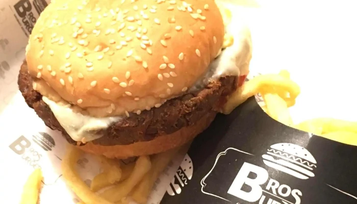 Bros Burger -  Comentario 5 - Montevideo