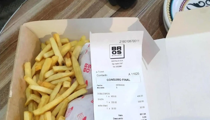 Bros Burger -  Comentario 7 - Montevideo