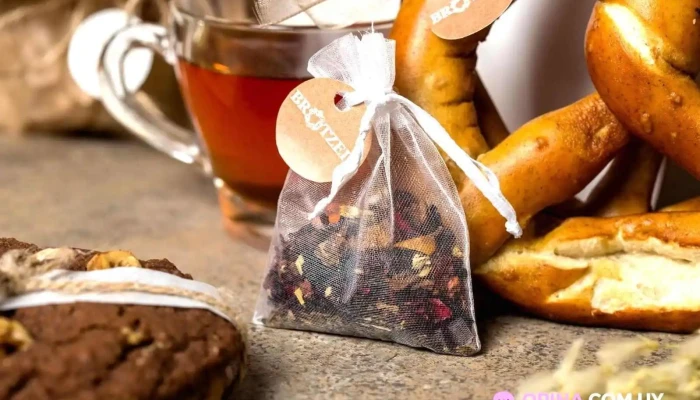 Brotzeit -  Tu Panaderia Alemana Comida Y Bebida - Montevideo