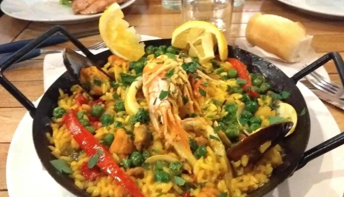 Buena Vista Restaurante -  Comida Y Bebida - La Floresta