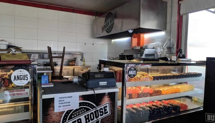 Burger House -  Pizzeria Hamburguesas En Toledo Ambiente - Minas
