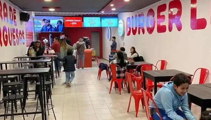 Burger Land -  Ambiente - Paysand&uacute;
