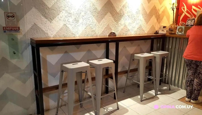 Burgerfactory Ambiente - Punta del Este