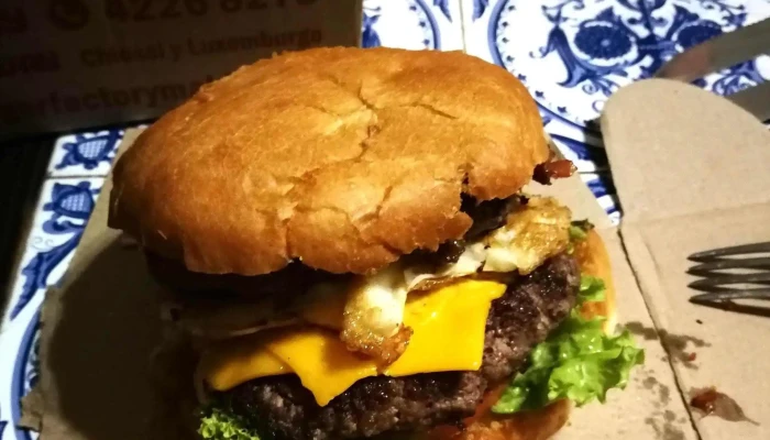 Burgerfactory Comentario 1 - Punta del Este