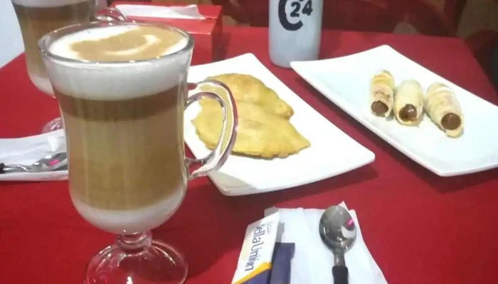 Cafe 24 Cafe - Termas del Dayman