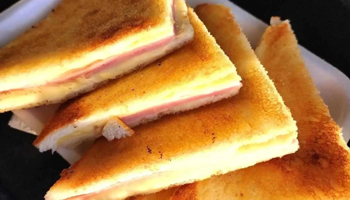 Cafe Del Puerto -  Comidas Y Bebidas - Montevideo